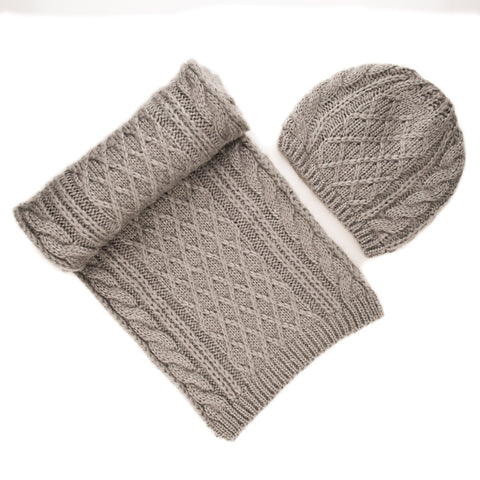 Noble Mount Mens Super-Soft Cable Knit Avalanche Scarf and Hat Set